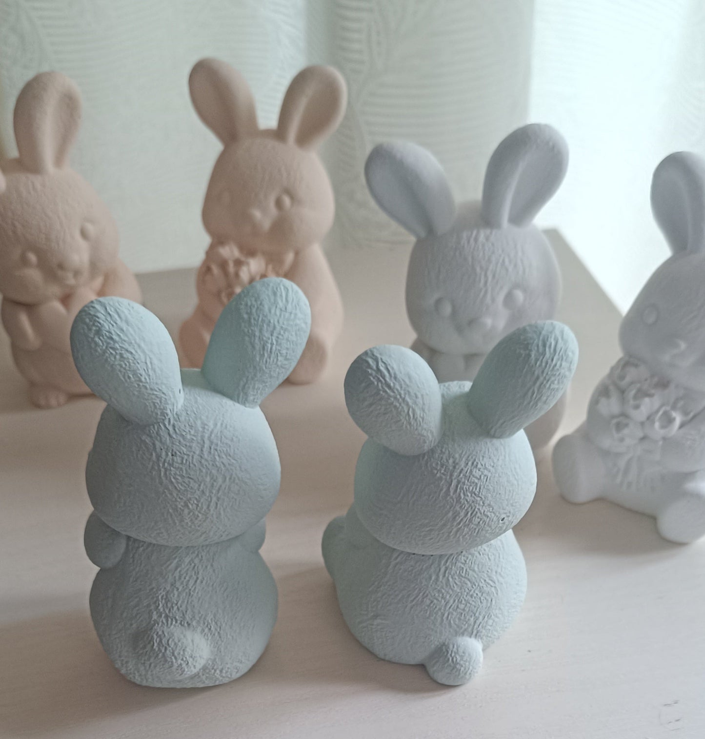 Hasenpärchen "Herz und Blumenstrauß"