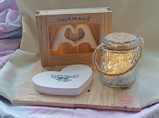 Dekotablett "mit Hand und Herz"
