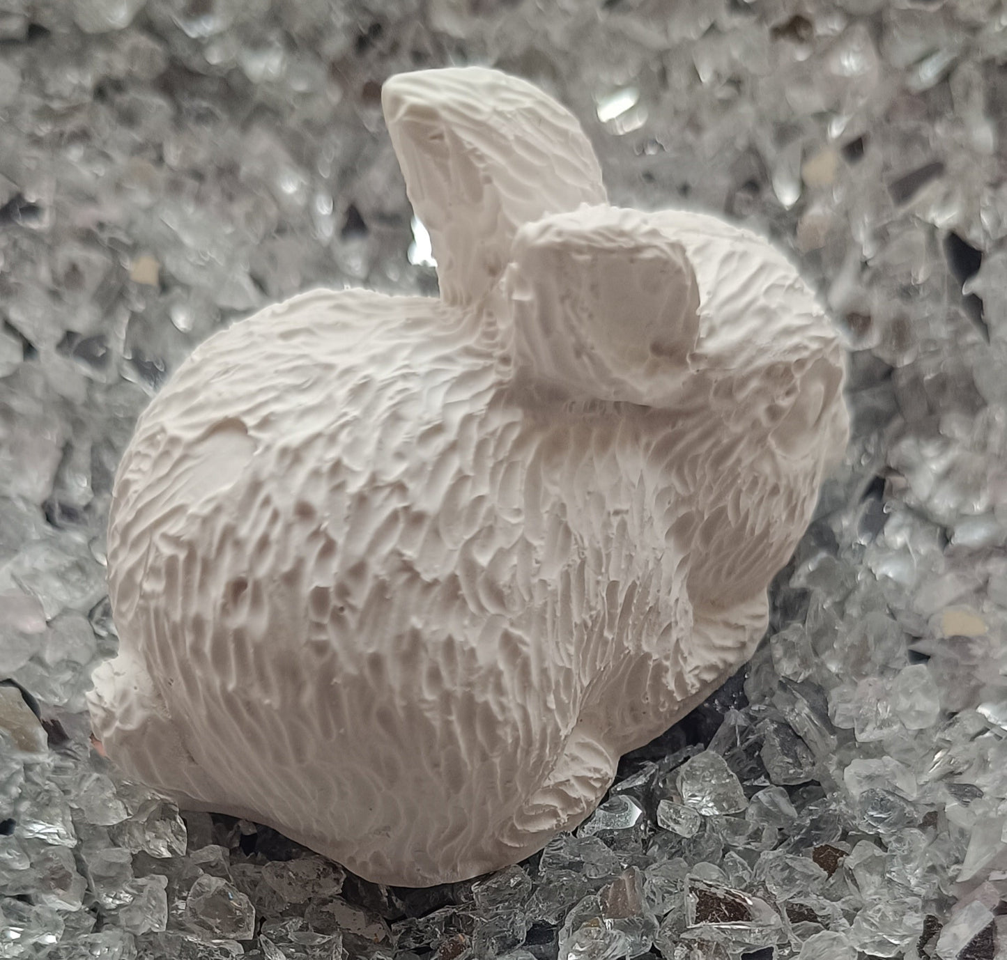 Süsses Häschen L=6,5cm H=4cm