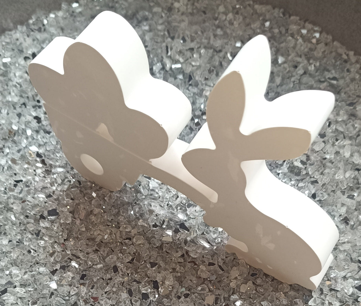 Hase mit Schubkarre H=ca.15cm B=ca. 20cm