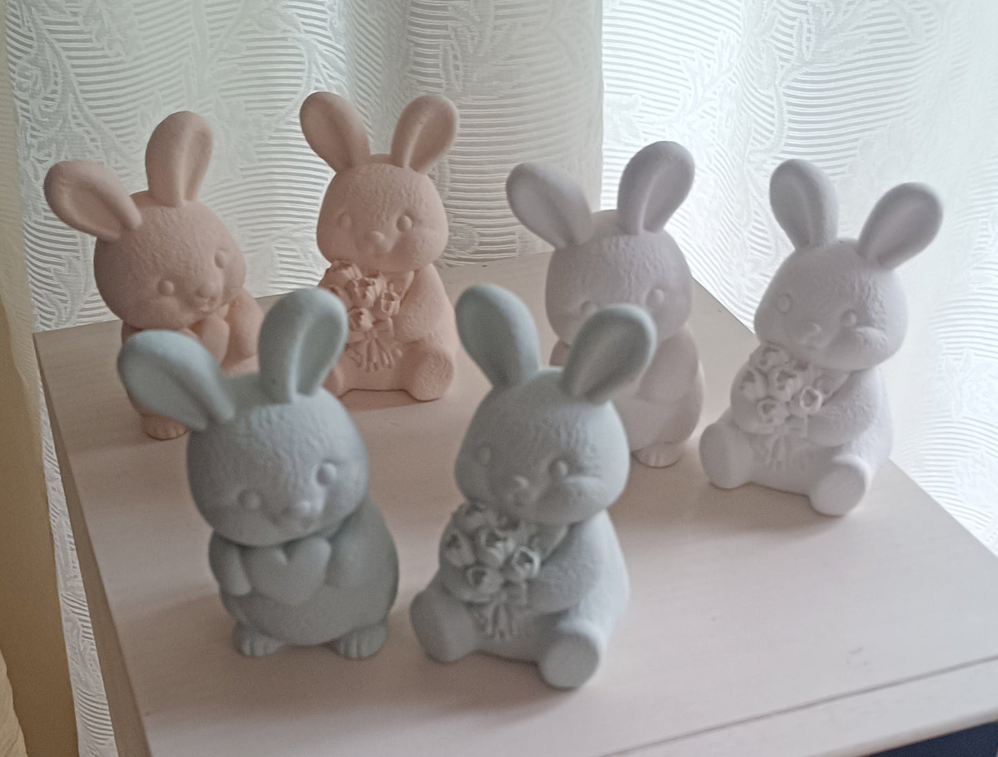 Hasenpärchen "Herz und Blumenstrauß"